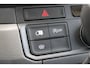 Volkswagen Crafter | Exclusive | L3 | 141 PK | Automaat | Glasrasteel van den Born | Trekhaak | Betonplex Laadvloer | Achteruitrijcamera | PDC | Bijrijdersbank