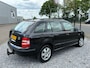 Skoda Fabia Combi 1.4-16V Equipe plus Airco|Cruis|PDC Zwart