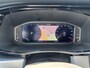 Volkswagen Transporter 2.0 TDI L2H1 DC Bulli | Automaat | Camera | Dubbele cabine | Trekhaak | Parkeerhulp voor + achter | Radio | Adaptive cruise control | Schuifdeur links + rechts | Airco |