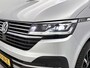 Volkswagen Transporter 2.0 TDI L2H1 DC Bulli 204 PK | Automaat | Camera | Dubbele cabine | Trekhaak | Parkeerhulp voor + achter | Radio | Adaptive cruise control | Schuifdeur links + rechts | Airco |