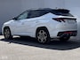 Hyundai Tucson 1.6 T-GDI PHEV N Line Edition 265PK 4WD Automaat / Dealer onderhouden / SoH 100 % / Trekgewicht 1.350 kg/ 360° Camera / Apple Carplay Android Auto / Adaptief CC / Stuur- en Stoelverwarming / Elektrische klep /