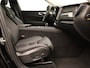 Volvo XC60 T6 PLUG-IN HYBRID ULTRA DARK SCHUIFDAK HARMAN KARDON TREKHAAK 20