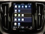 Volvo XC60 T6 PLUG-IN HYBRID ULTRA DARK SCHUIFDAK HARMAN KARDON TREKHAAK 20