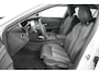 Peugeot 408 1.2 Hybrid 136pk e-DCS6 Allure Peugeot 408 1.2 Hybrid 136 e-DCS6 Allure | Navigatie | Stoel & Stuur Verwarming | Trekhaak | Apple Carplay/Android Auto |