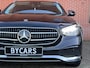 Mercedes-Benz E-klasse Estate 300 e Avantgarde | Dealer onderhouden | Panorama dak | Burmester | Head-Up | Distronic