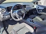 Mercedes-Benz A-klasse 250 e Business Solution AMG Limited | elektrisch glazen panorama-dak | Navi | Camera | AMG Pakket | Automaat |