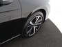 Volkswagen Passat Variant 1.5 eHybrid Business | Trekhaak | Achteruitrijcamera | Stoel- en stuurwielverwarming | Dodehoek detectie | Navigatie | 3-zone airco | Masagefunctie voorstoelen |