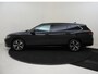 Volkswagen Passat Variant 1.5 eHybrid Business | Trekhaak | Achteruitrijcamera | Stoel- en stuurwielverwarming | Dodehoek detectie | Navigatie | 3-zone airco | Masagefunctie voorstoelen |