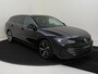Volkswagen Passat Variant 1.5 eHybrid Business | Trekhaak | Achteruitrijcamera | Stoel- en stuurwielverwarming | Dodehoek detectie | Navigatie | 3-zone airco | Masagefunctie voorstoelen |
