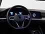 Volkswagen Golf 1.0 eTSI Life Business | Parkeerassistent| Achteruitrijcamera | Navigatie | Stoel- en stuurwielverwarming | Adaptieve Cruise control | Massagefunctie bestuurdersstoel | Dodehoek detectie | Achteruitrijcamera |
