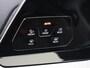 Volkswagen Golf 1.0 eTSI Life Business | Parkeerassistent| Achteruitrijcamera | Navigatie | Stoel- en stuurwielverwarming | Adaptieve Cruise control | Massagefunctie bestuurdersstoel | Dodehoek detectie | Achteruitrijcamera |