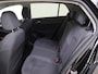 Volkswagen Golf 1.0 eTSI Life Business | Parkeerassistent| Achteruitrijcamera | Navigatie | Stoel- en stuurwielverwarming | Adaptieve Cruise control | Massagefunctie bestuurdersstoel | Dodehoek detectie | Achteruitrijcamera |
