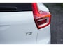 Volvo XC40 1.5 T3 Business Pro | Lederen bekleding | Electrisch bedienbare achterklep | Camera achter | Keyless entry | Adaptieve cruise control
