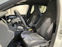 Volkswagen Golf Variant 1.5 eTSI R-Line Edition 116 PK | Automaat | Apple Carplay | 360 Camera | Stoelverwarming | Keyless | Stuurwielverwarming | Elektrische Achterklep | Parkeersensoren | Adaptive Cruise Control |