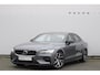 Volvo S60 190PK Automaat T4 R-Design / Cruise Control / Apple Carplay / BLIS / Stoelverwarming / R-Design / Verkeersbord Detectie / DAB ontvanger /