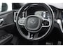 Volvo S60 190PK Automaat T4 R-Design / Cruise Control / Apple Carplay / BLIS / Stoelverwarming / R-Design / Verkeersbord Detectie / DAB ontvanger /