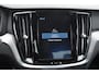 Volvo S60 190PK Automaat T4 R-Design / Cruise Control / Apple Carplay / BLIS / Stoelverwarming / R-Design / Verkeersbord Detectie / DAB ontvanger /