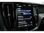 Volvo XC60 2.0 T8 Plug-in hybrid AWD Ultimate Dark | Head-up | 360 camera | Pano-dak | Stoel + stuurverw.