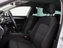 Volkswagen Passat 2.0 TDI Comfort Business | Stoelverwarming | Camera | Adaptive cruise | Carplay | Massage | Navigatie | Full LED | Parkeerhulp