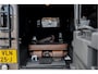 Land Rover Defender 2.2 D SW 110" XTech Commercial Leder Cruise