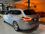 Peugeot 308 SW 1.2 e-THP Première Garantie Nap Trekhaak Pano Camera PDC Led Cruise Navi Clima Blindspot Parkeerhulp Rijklaar