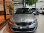 Peugeot 308 SW 1.2 e-THP Première Garantie Nap Trekhaak Pano Camera PDC Led Cruise Navi Clima Blindspot Parkeerhulp Rijklaar