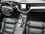 Volvo XC60 T6 R-Design AWD | Panodak | Trekhaak af Fabriek | Adaptive Cruise |Sportstoelen Memory | L.M. 19" | Harman/Kardon | 360 Camera | Carplay | DAB | Stoel & Stuurverwarming |