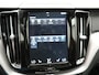 Volvo XC60 T6 R-Design AWD | Panodak | Trekhaak af Fabriek | Adaptive Cruise |Sportstoelen Memory | L.M. 19" | Harman/Kardon | 360 Camera | Carplay | DAB | Stoel & Stuurverwarming |