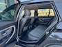 BMW 3-Serie Touring 318d 150pk Automaat Sport Line | Navi Prof. | LED | Climate | Cruise | Sportstoelen | Sportstuur | 18 inch
