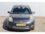 Ford Fiesta 1.4-16V-80pk Futura XL. Goed onderhouden en nette wagen ! Airco, metallic lak, LM wielen, 5-drs., trekhaak, parkeersensoren achter, r/cd etc