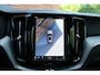 Volvo XC60 B4 Plus Dark Diesel | Platinum Grey Metallic | Intellisafe Line | Climate Line | Zwart Lederen Bekleding | Trekhaak semi Electrisch |