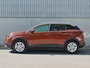 Peugeot 3008 1.2 130PK Active | Navigatie | Trekhaak | Apple en Android | Dakrails