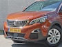Peugeot 3008 1.2 130PK Active | Navigatie | Trekhaak | Apple en Android | Dakrails