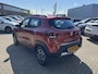 Dacia Spring Comfort Plus (Orange Pack) 27 kWh DC LADER / AIRCO / PARKEERSENSOREN + CAMERA / NAVIGATIE / BLEUTOOTH