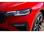 Skoda Scala 1.0 TSI Monte Carlo Nederlandse Auto / Eerste Eigenaar / Apple Car Play / Panoramadak / Climate Control / Adaptieve Cruise Control / 18 inch Licht metalen velgen / Parkeercamera / Parkeersensors voor en achter / Volledig digitaal dashboard / Keyless Entry & Start / Electrische achterklep