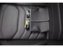 Volkswagen Touareg R 3.0 TSI 462pk 4MOTION R-Line Trekhaak Camera Keyless Luchtvering Virtual Cockpit Navigatie Panoramadak