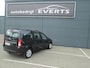 Dacia Logan MCV 1.6 MPI Blackline goed onderhouden zeer ruime zuinige auto laag in de belasting nu scherpe meeneem prijs