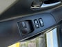 Toyota Yaris 1.0 VVT-i Now 1e eigenaar dealer onderhouden zeer nette auto airco navigatie elektrische ramen cv op afs