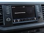 Volkswagen Crafter 2.0 TDI 140 PK Automaat L3H2 Exclusive | LED | Navi | ACC | 17" Lichtmetalen Velgen | Sidebars | Trekhaak | Airco |