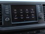 Volkswagen Crafter 2.0 TDI 140 PK Automaat L3H2 Exclusive | LED | Navi | ACC | 17" Lichtmetalen Velgen | Sidebars | Trekhaak | Airco |