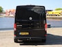 Volkswagen Crafter 2.0 TDI 140 PK Automaat L3H2 Exclusive | LED | Navi | ACC | 17" Lichtmetalen Velgen | Sidebars | Trekhaak | Airco |