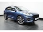 Ford Kuga 2.5 PHEV ST-Line X | Wegklap Trekhaak | Pano-dak | Elektr. Klep | Adapt. Cruise | Head-Up | Full adaptive LED | Camera V+A | Half Leder | B&O audio | Winter-Pack | 100% Dealer Onderhouden | Standkachel