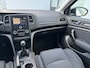 Renault Megane Estate 1.2 TCe Limited 6-Bak 132 PK. Prachtige auto van de tweede eigenaar !!! Ketting en waterpomp net vervangen door de dealer !!