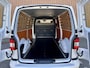 Volkswagen Transporter 2.0 TDI L2H1 DC Trendline | Ex BTW | Dealeronderhouden | Parkeersensoren | Cruise Control | Bluetooth | Airconditioning | Centrale Deurvergrendeling |