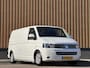 Volkswagen Transporter 2.0 TDI L2H1 DC Trendline | Ex BTW | Dealeronderhouden | Parkeersensoren | Cruise Control | Bluetooth | Airconditioning | Centrale Deurvergrendeling |
