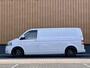 Volkswagen Transporter 2.0 TDI L2H1 DC Trendline | Ex BTW | Dealeronderhouden | Parkeersensoren | Cruise Control | Bluetooth | Airconditioning | Centrale Deurvergrendeling |