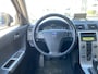 Volvo V50 2.0 Limited Edition / NL-Auto / Dealer-Onderhouden / 145 PK / Cruise-Control / Climate-Control / Vol-Leder / Stoelverwarming / Radio-Bluetooth / Navi / Elektr.-Pakket / PDC-Achter / 16'' LMV / All-Season / ENZ.