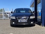 Volvo V50 2.0 Limited Edition / NL-Auto / Dealer-Onderhouden / 145 PK / Cruise-Control / Climate-Control / Vol-Leder / Stoelverwarming / Radio-Bluetooth / Navi / Elektr.-Pakket / PDC-Achter / 16'' LMV / All-Season / ENZ.