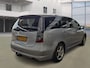 Mitsubishi Grandis 2.4-16V Intense/7PRSN