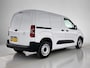 Peugeot Partner GB L1 100 pk | Navigatie via Apple Carplay/Android Auto | Parkeersensoren Achter | Airco | Cruise Control | Bluetooth | DAB Ontvanger | Start/Stop Systeem | Zijschuifdeur Rechts | Buitenspiegels Elektrisch Verstel -en Verwarmbaar |